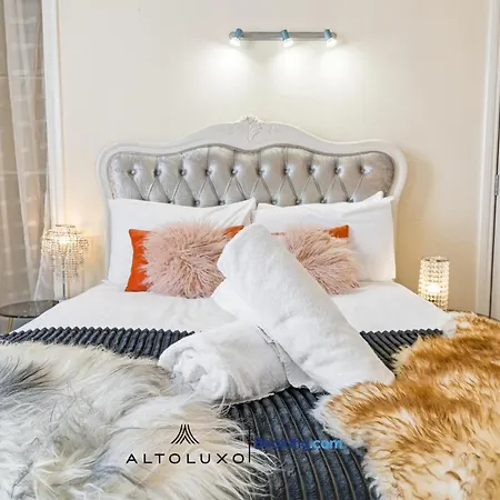 Modern Minutes From Temple Meads By Altoluxo *