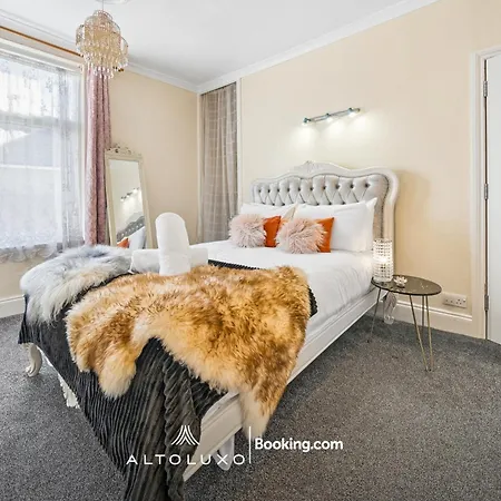 Modern Minutes From Temple Meads By Altoluxo Ferienhaus