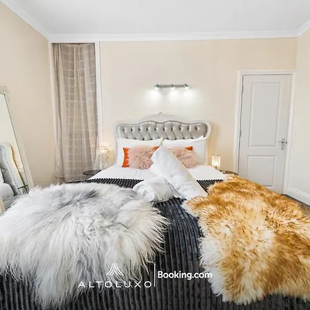 Modern Minutes From Temple Meads By Altoluxo Bristol